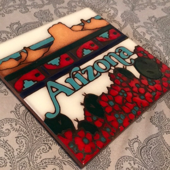 Vintage southwestern hand painted Arizona trivet - Picture 6 of 6